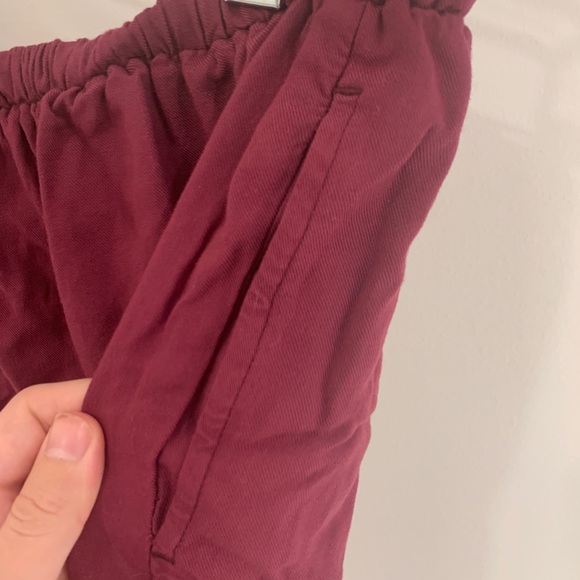 Maroon women’s shorts - Picture 4 of 4